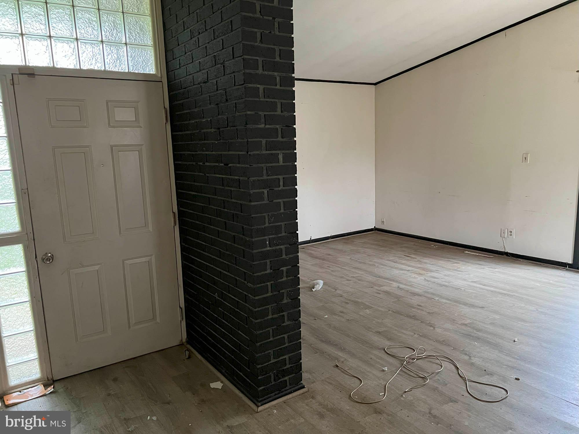 4761 Bonnie Brae Road Pikesville, MD 21208 - Photo 3 of 15 a view of an empty room