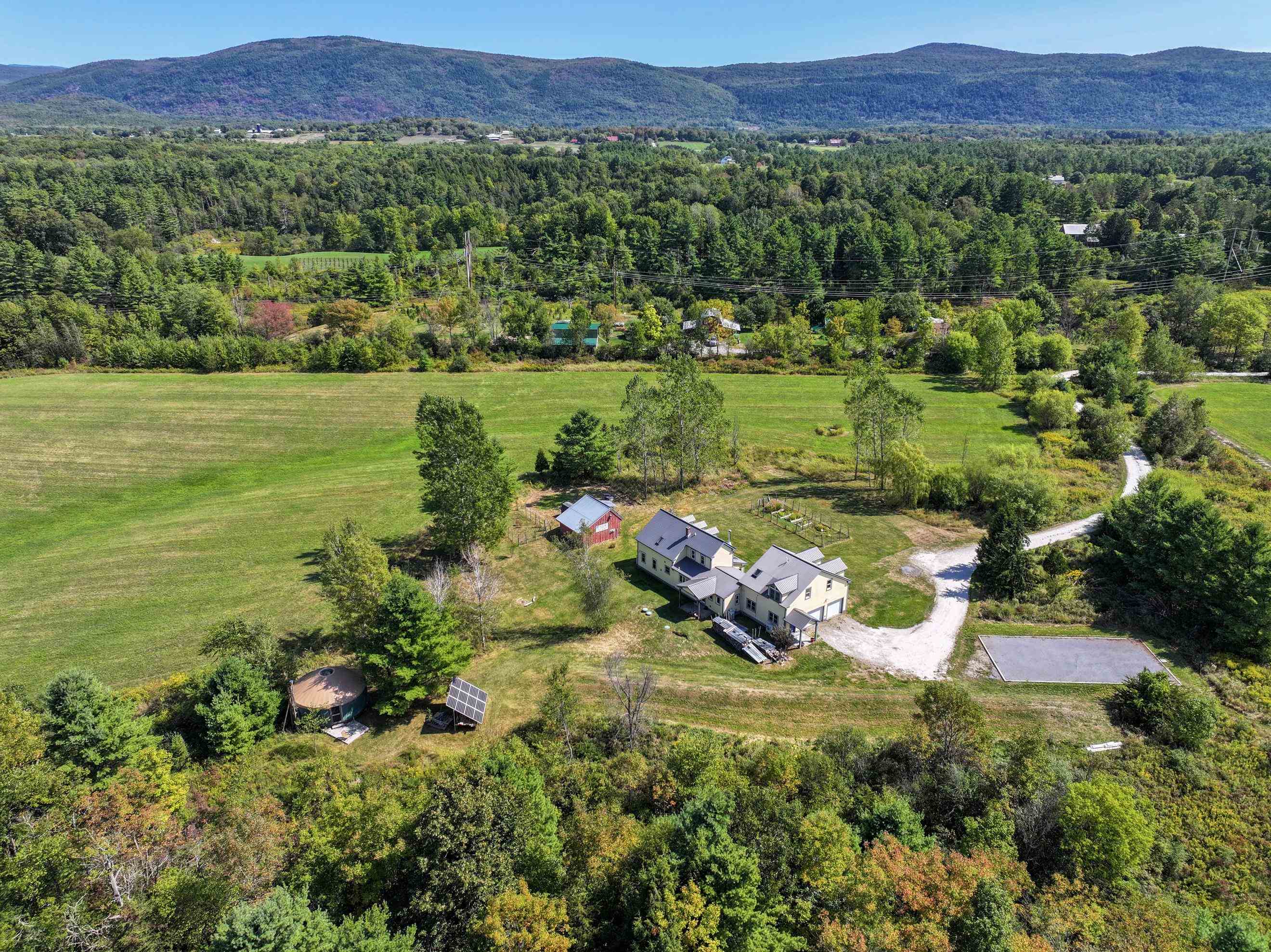 417 Painter Road Middlebury, VT 05753 - Photo 5 of 60