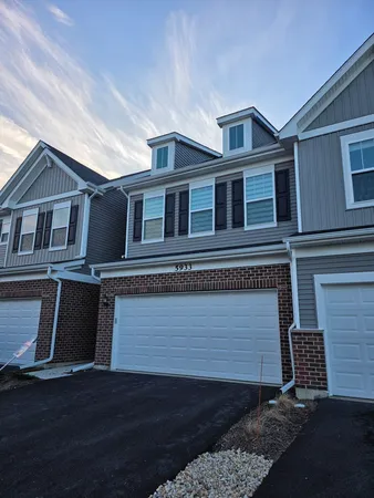 $2,895 | 5933 Hawkweed Drive, Naperville, IL 60564