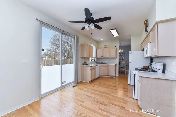 $387,500 | 2414 Savoy Court, Aurora, IL 60503