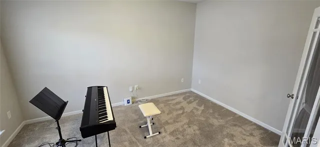 $459,000 | 753 Willow Spring Hill Drive, Fairview Heights, IL 62208