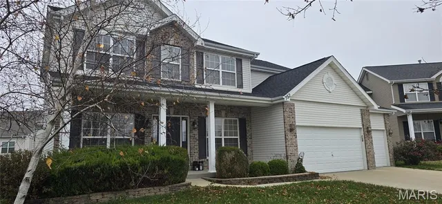 $459,000 | 753 Willow Spring Hill Drive, Fairview Heights, IL 62208