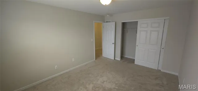 $459,000 | 753 Willow Spring Hill Drive, Fairview Heights, IL 62208