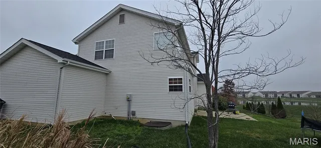 $459,000 | 753 Willow Spring Hill Drive, Fairview Heights, IL 62208