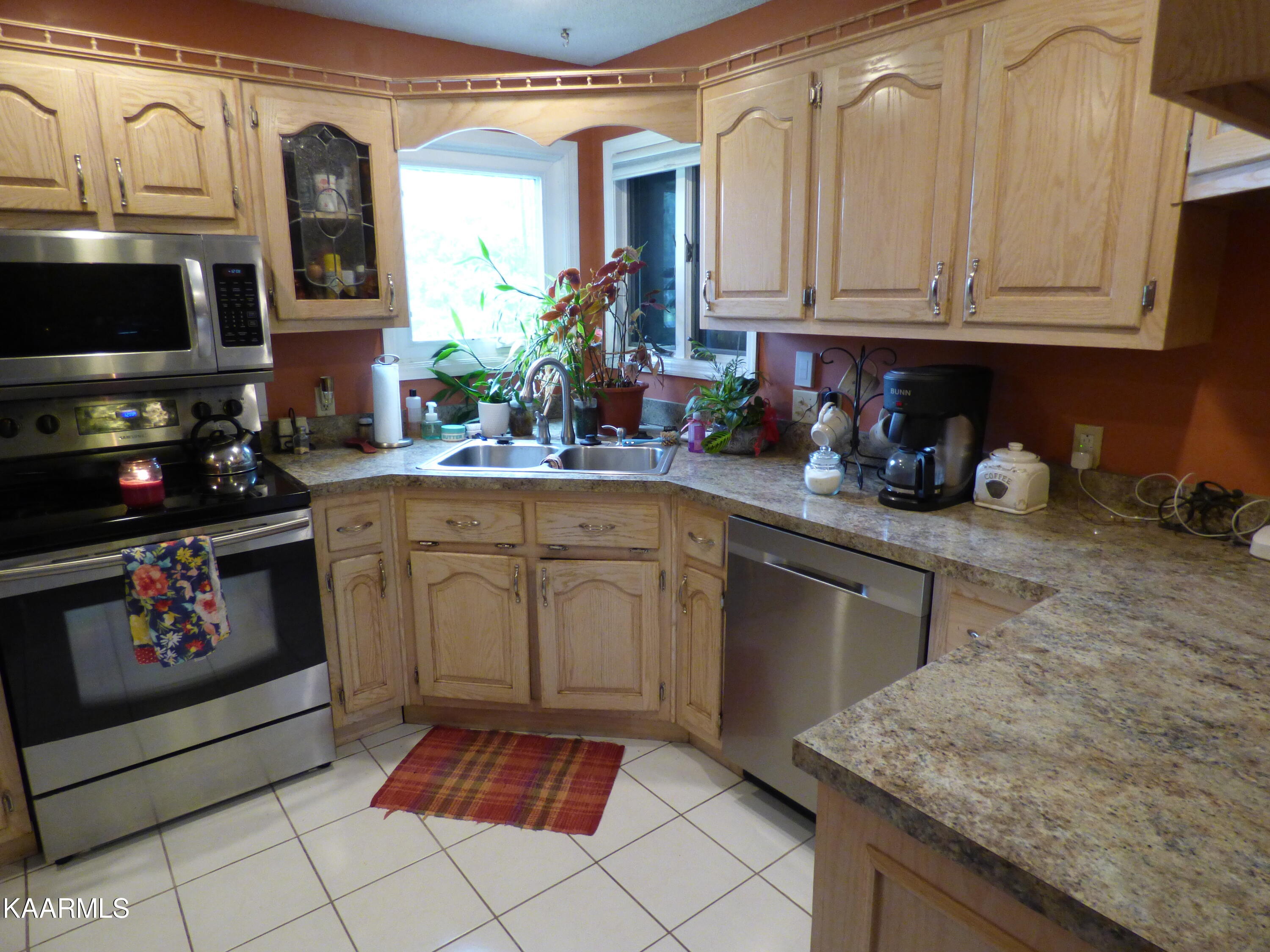 472 Carson Road Crossville, TN 38571 - Photo 24 of 60 P1070108