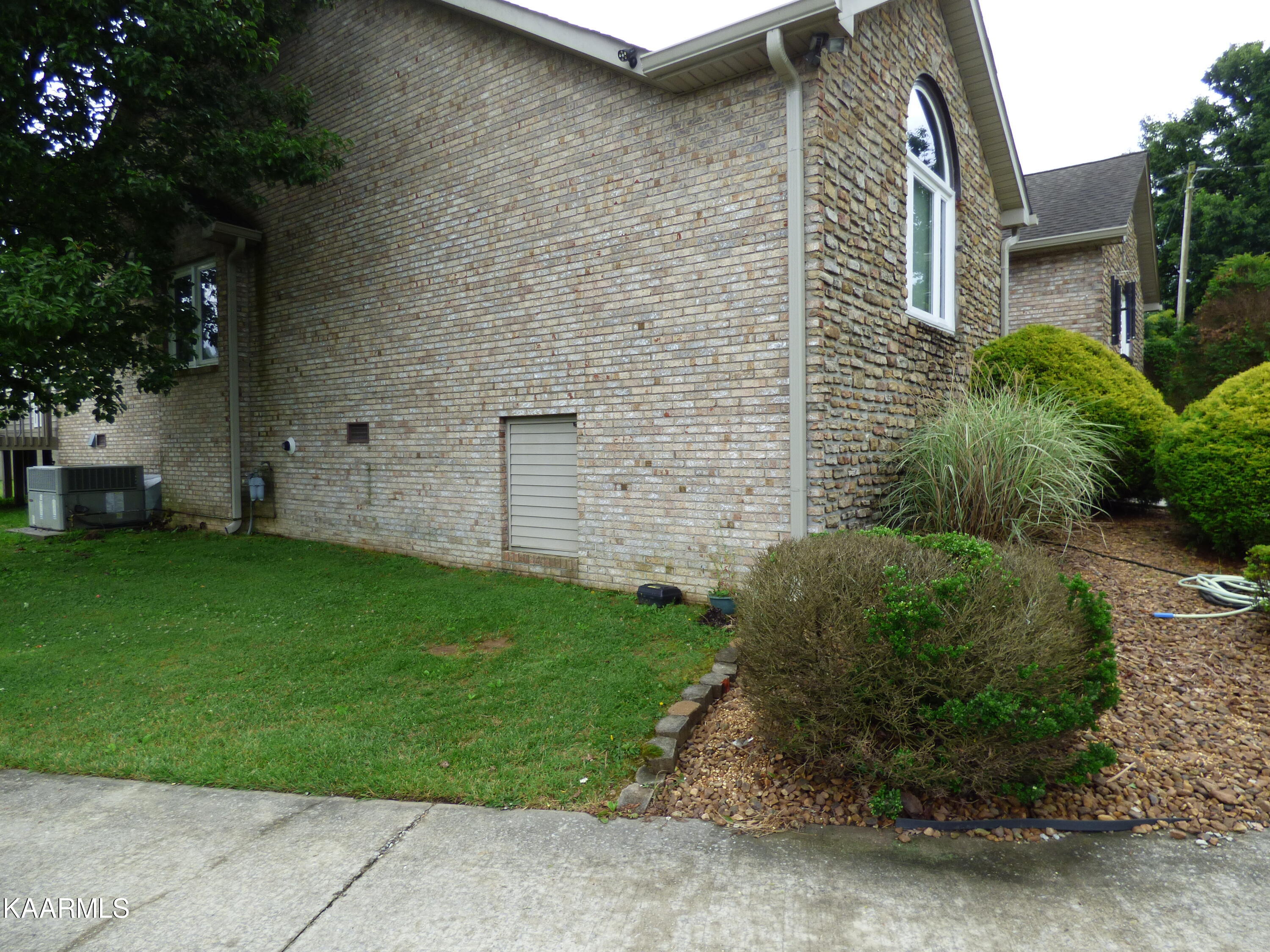 472 Carson Road Crossville, TN 38571 - Photo 39 of 60 P1070124