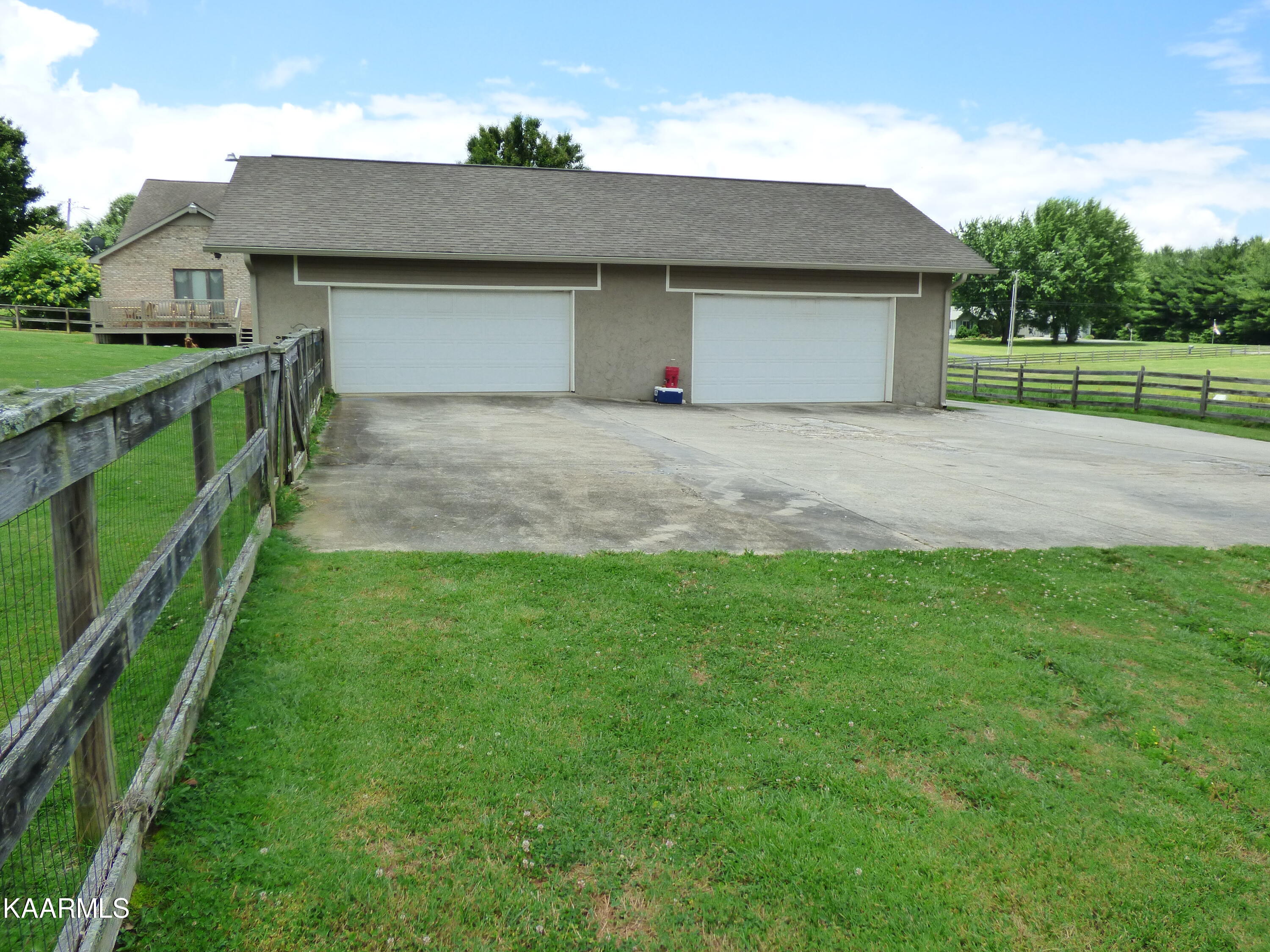 472 Carson Road Crossville, TN 38571 - Photo 44 of 60 P1070136