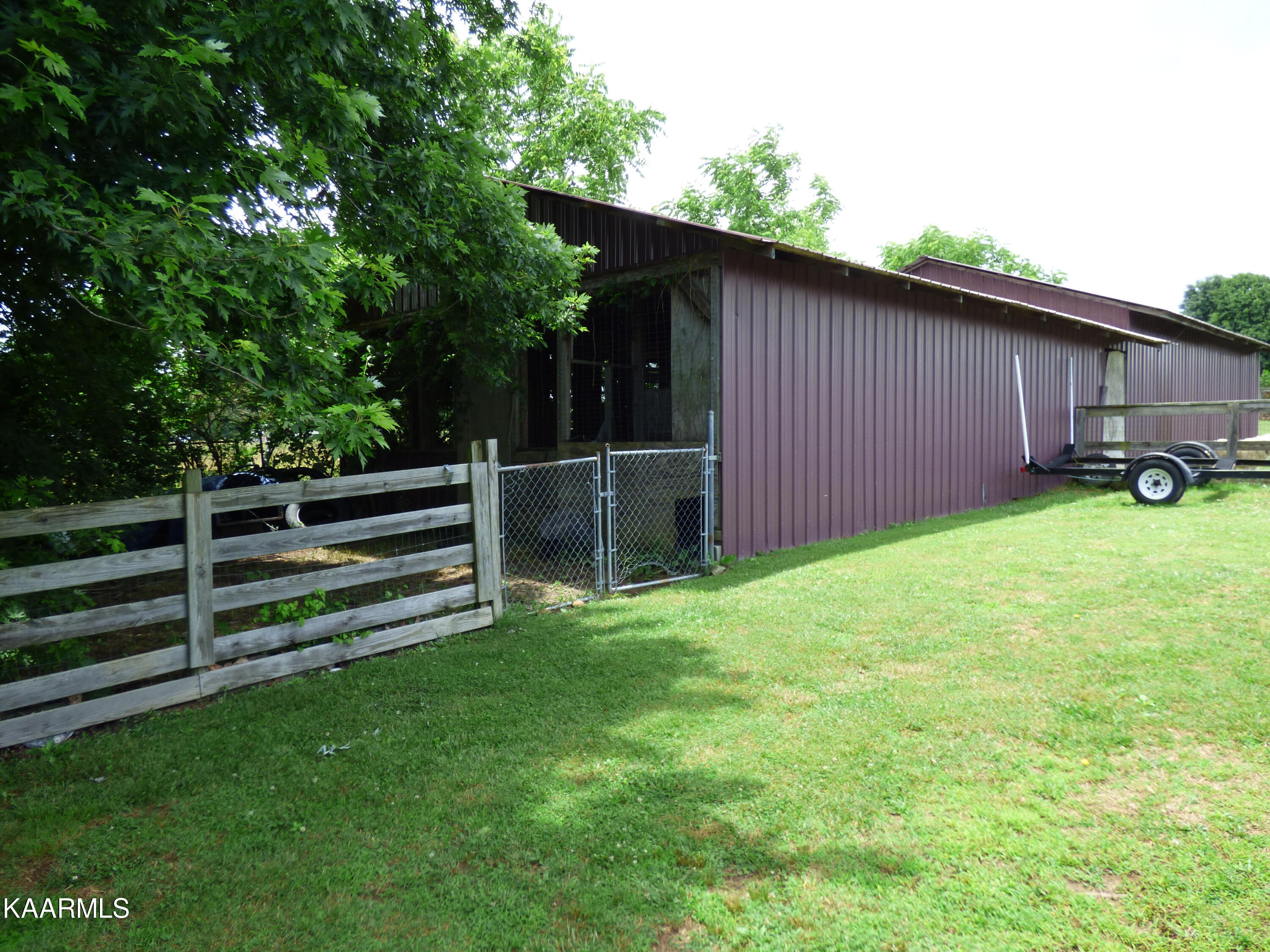 472 Carson Road Crossville, TN 38571 - Photo 49 of 60 P1070133
