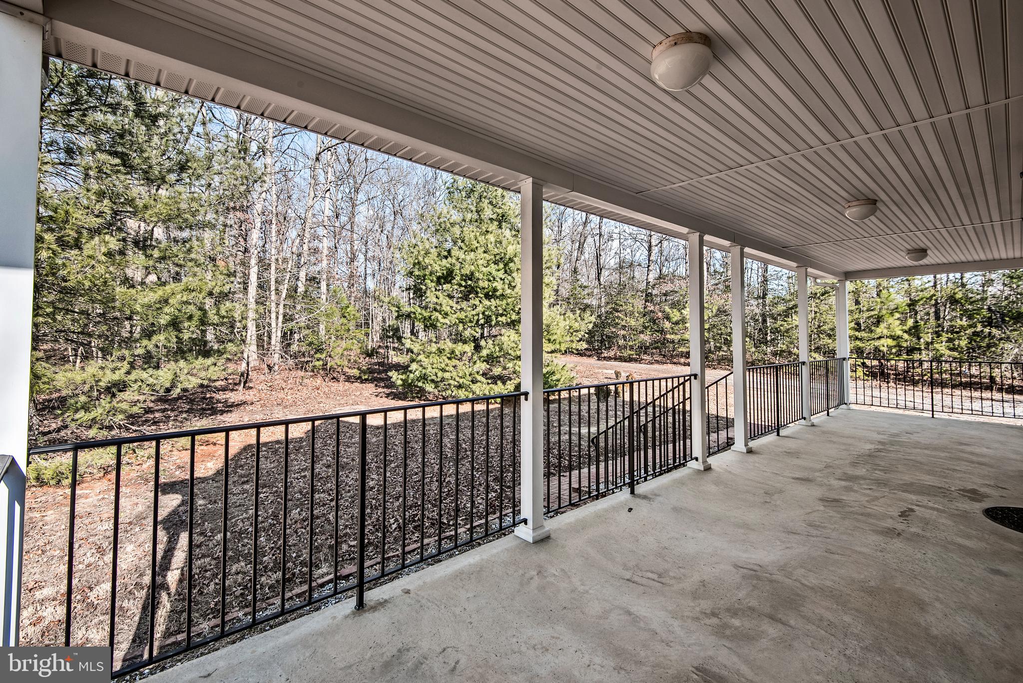 18159 Miss Clara Lane Ruther Glen, VA 22546 - Photo 5 of 31 a view of a porch