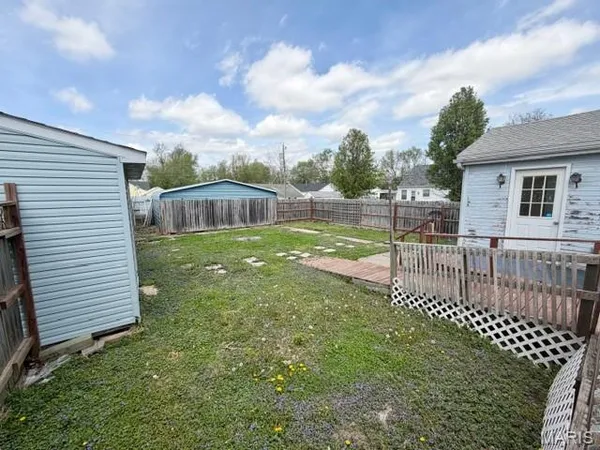 $79,900 | 409 North 2nd Street, Wellsville, MO 63384