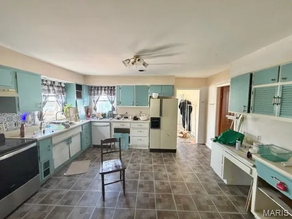 $79,900 | 409 North 2nd Street, Wellsville, MO 63384