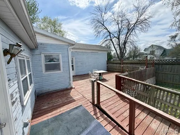 $79,900 | 409 North 2nd Street, Wellsville, MO 63384