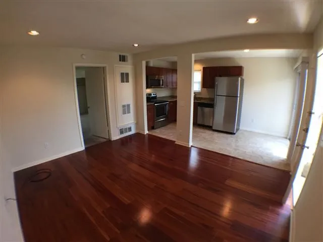 $825 | 2703 Swisher Street, Unit 306A, Austin, TX 78705