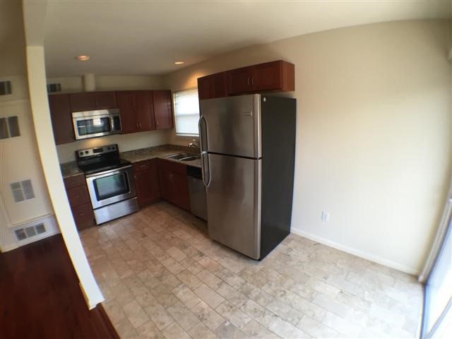 2703 Swisher Street, Unit 306A Austin, TX 78705 - Photo 9 of 21