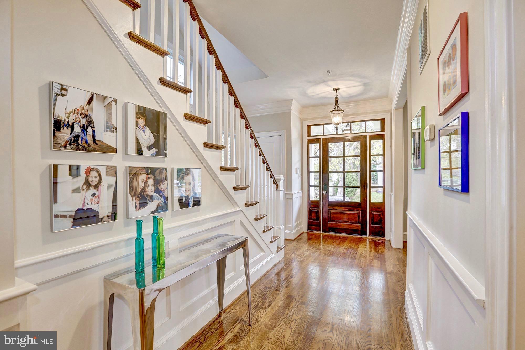 5317 Yorktown Road Bethesda, MD 20816 - Photo 3 of 54