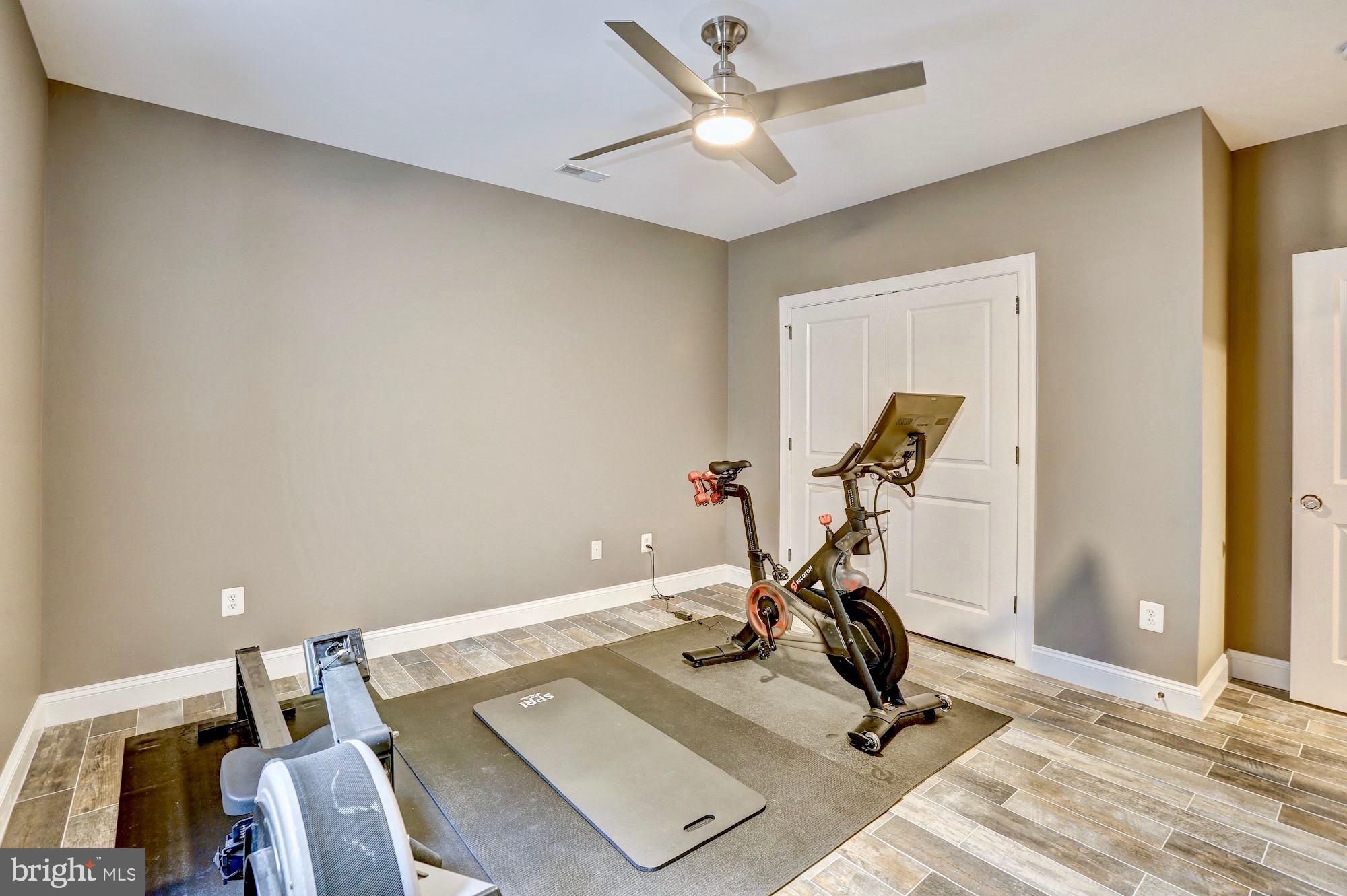 5317 Yorktown Road Bethesda, MD 20816 - Photo 49 of 54