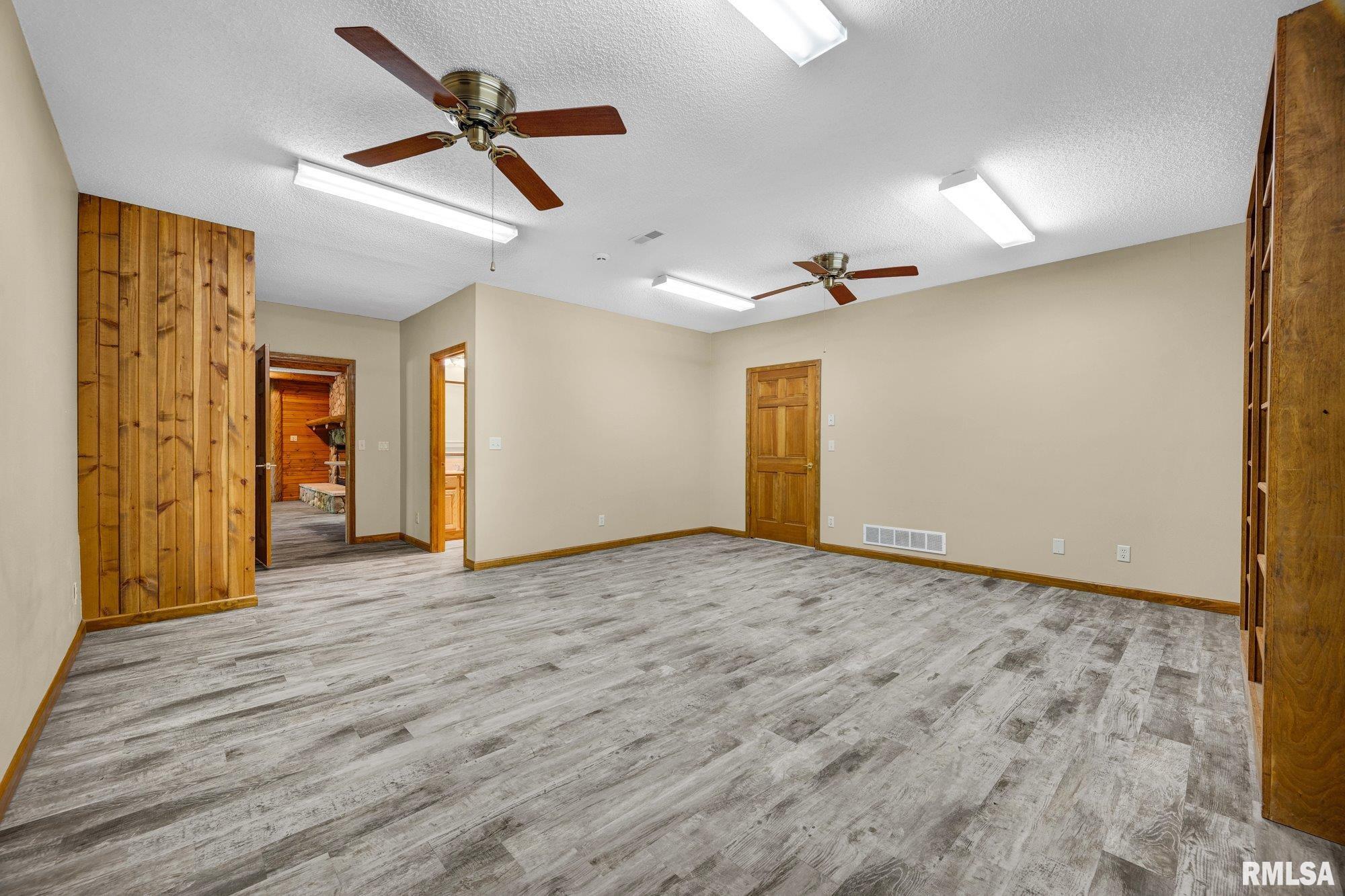 288 Macallen Lake Road Carlock, IL 61725 - Photo 47 of 94