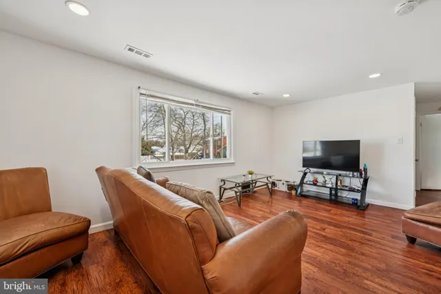 $389,000 | 640 Bem Street, Riverside, NJ 08075