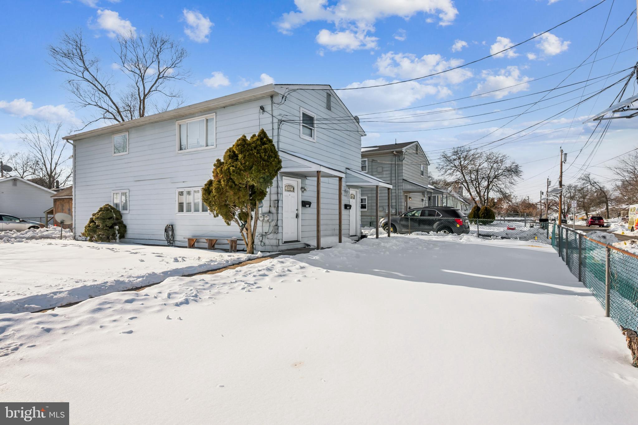 640 Bem Street Riverside, NJ 08075 - Photo 3 of 26 a view of a street with houses