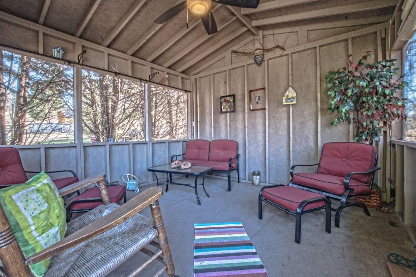 971 Cloyds Church Road Greenback, TN 37742 - Photo 23 of 30 Cabin