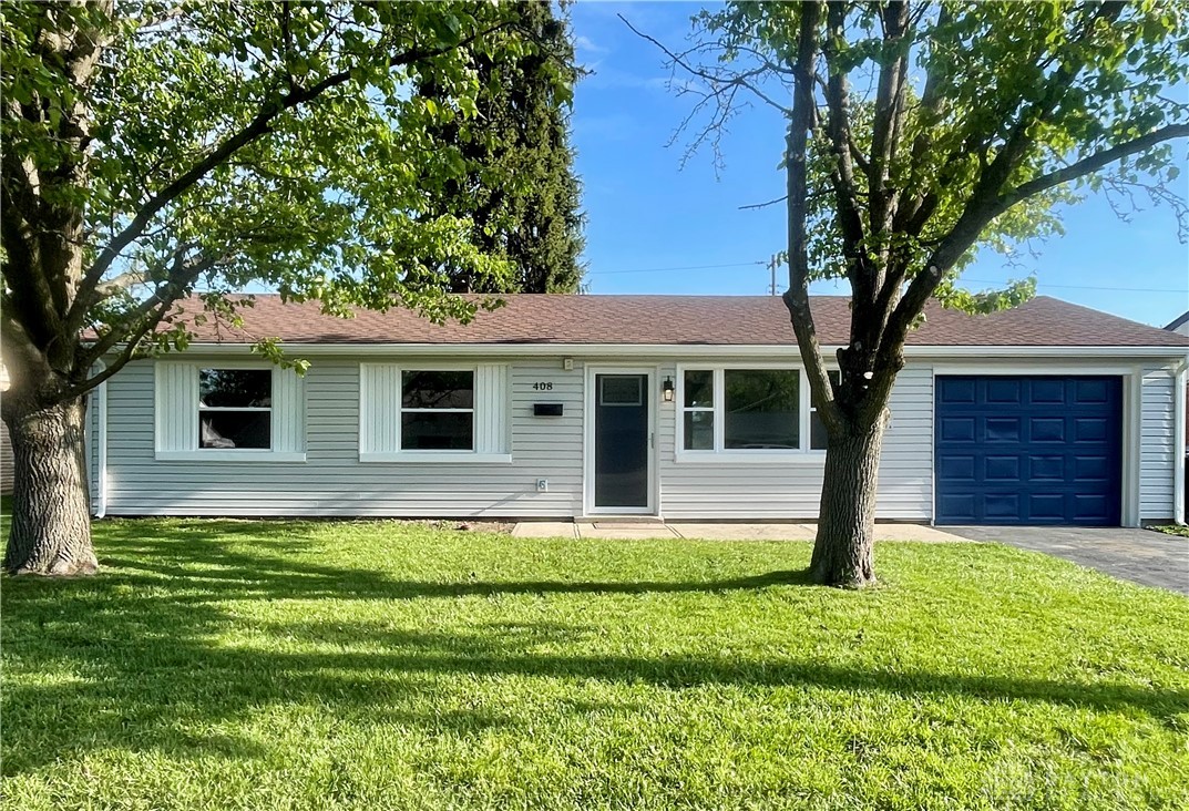 408 West Martindale Road Englewood, OH 45322 - Photo 3 of 23