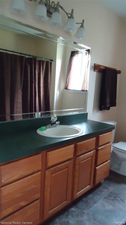 4462 Highland Road Highland, MI 48357 - Photo 14 of 16 highland bath2.JPG