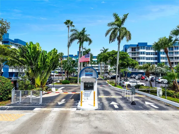 a view of a storage & utility room
