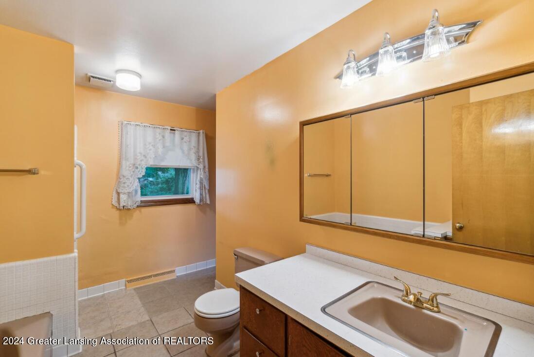 6860 North Aurelius Road Lansing, MI 48911 - Photo 28 of 44 Screenshot 2024-06-30 095915