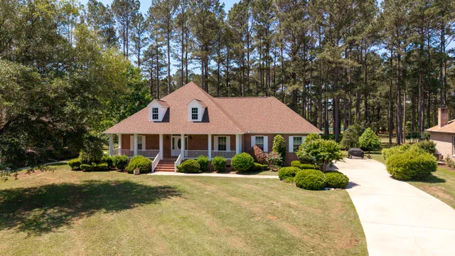 $425,000 | 233 Plantation Drive, Manning, SC 29102