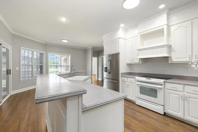 $425,000 | 233 Plantation Drive, Manning, SC 29102