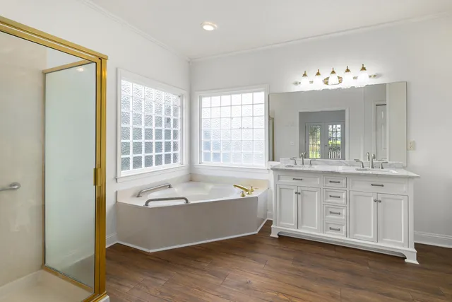 $425,000 | 233 Plantation Drive, Manning, SC 29102