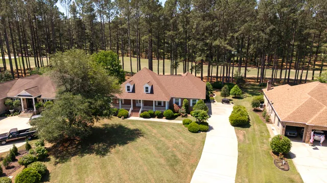 $425,000 | 233 Plantation Drive, Manning, SC 29102