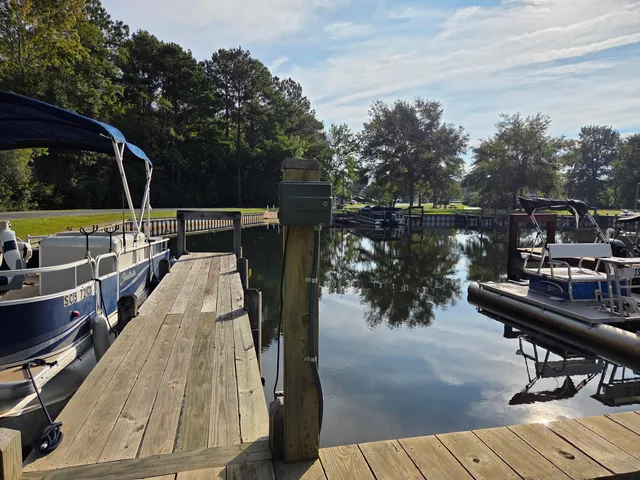 $425,000 | 233 Plantation Drive, Manning, SC 29102