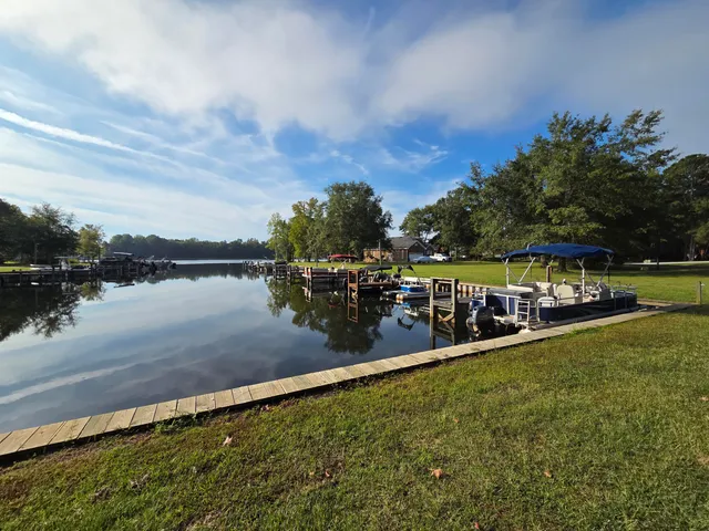 $425,000 | 233 Plantation Drive, Manning, SC 29102