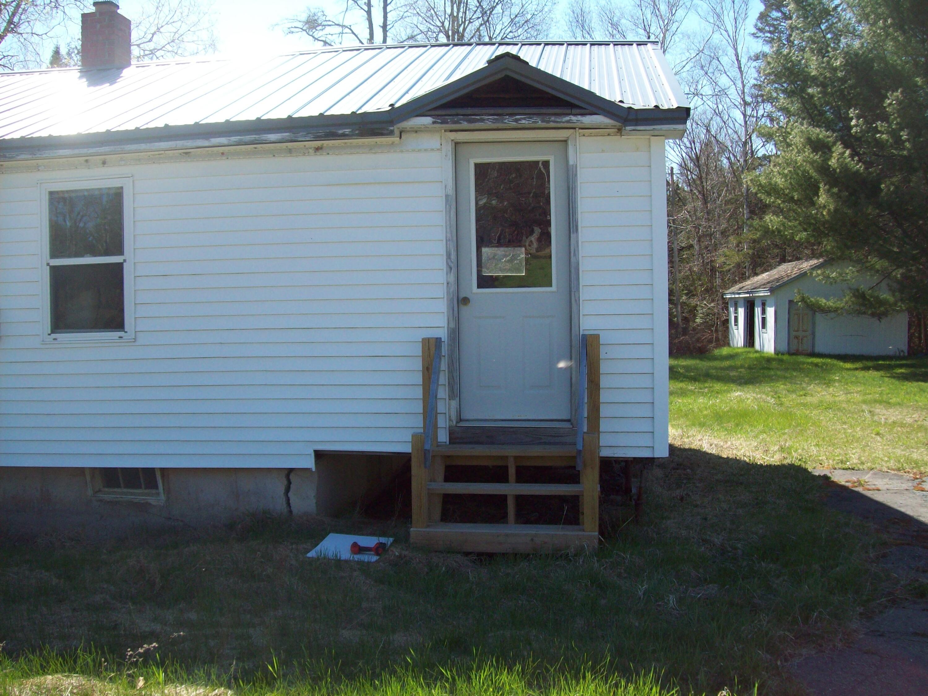 281 Park Street Springfield, ME 04487 - Photo 2 of 25 100_2725