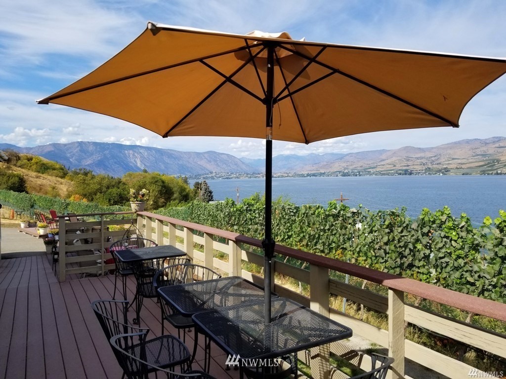 755 South Lakeshore Road Chelan, WA 98816 - Photo 15 of 24 Gallery Image 15