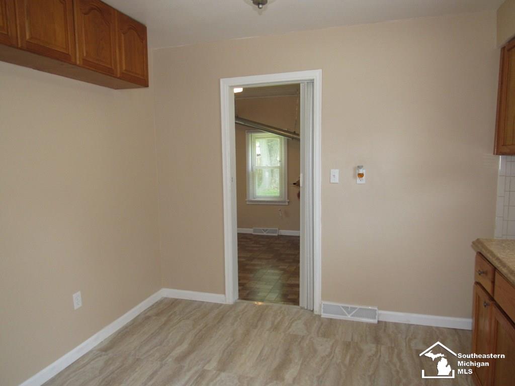 10535 Pardee Road Taylor, MI 48180 - Photo 6 of 18