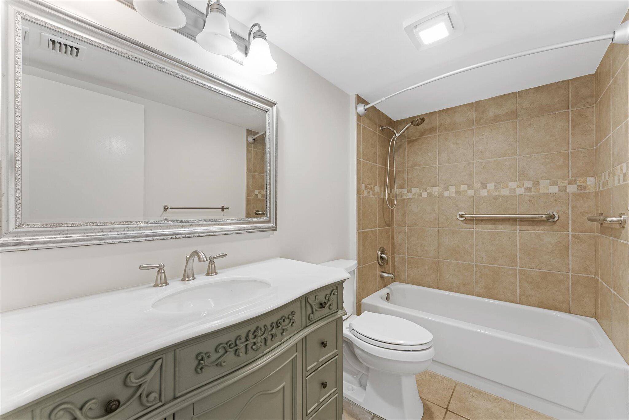6205 Balboa Circle, Unit 102 Boca Raton, FL 33433 - Photo 19 of 37 55-55