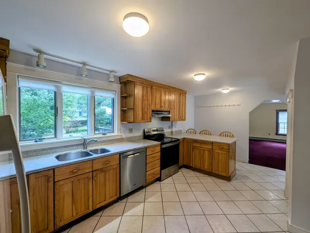 $399,500 | 46 Ridge Avenue, Claremont, NH 03743