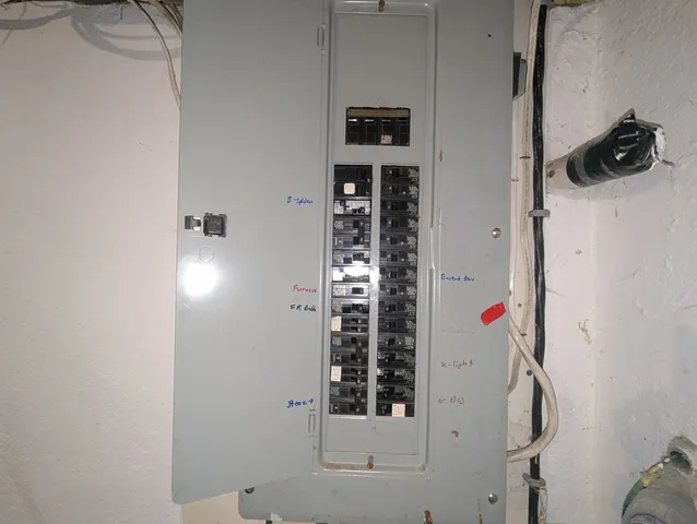 $399,500 | 46 Ridge Avenue, Claremont, NH 03743