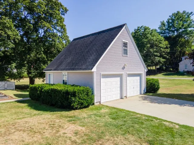 $399,500 | 46 Ridge Avenue, Claremont, NH 03743