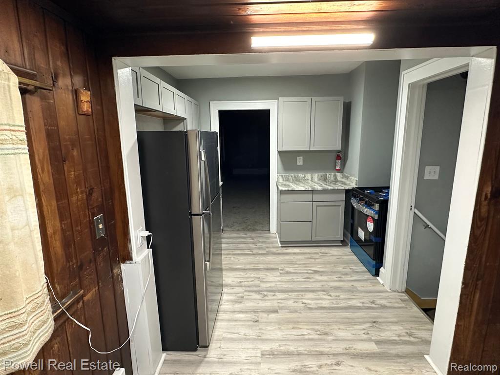 400 Broadway Street Pontiac, MI 48342 - Photo 9 of 24