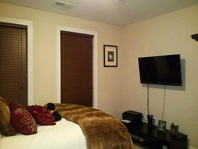 966 Perry Street, Unit 10B Columbus, OH 43215 - Photo 10 of 25