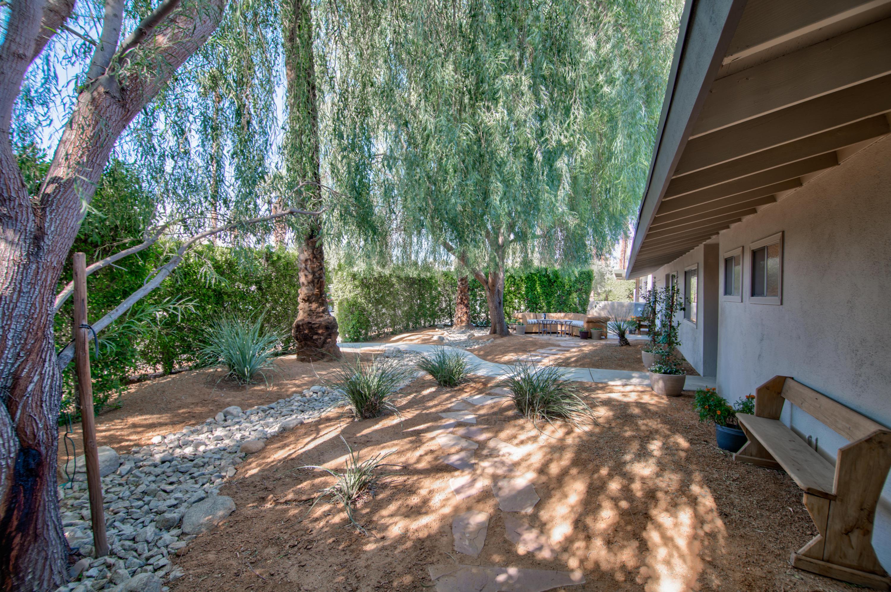 36810 Palmdale Road Rancho Mirage, CA 92270 - Photo 16 of 41 10