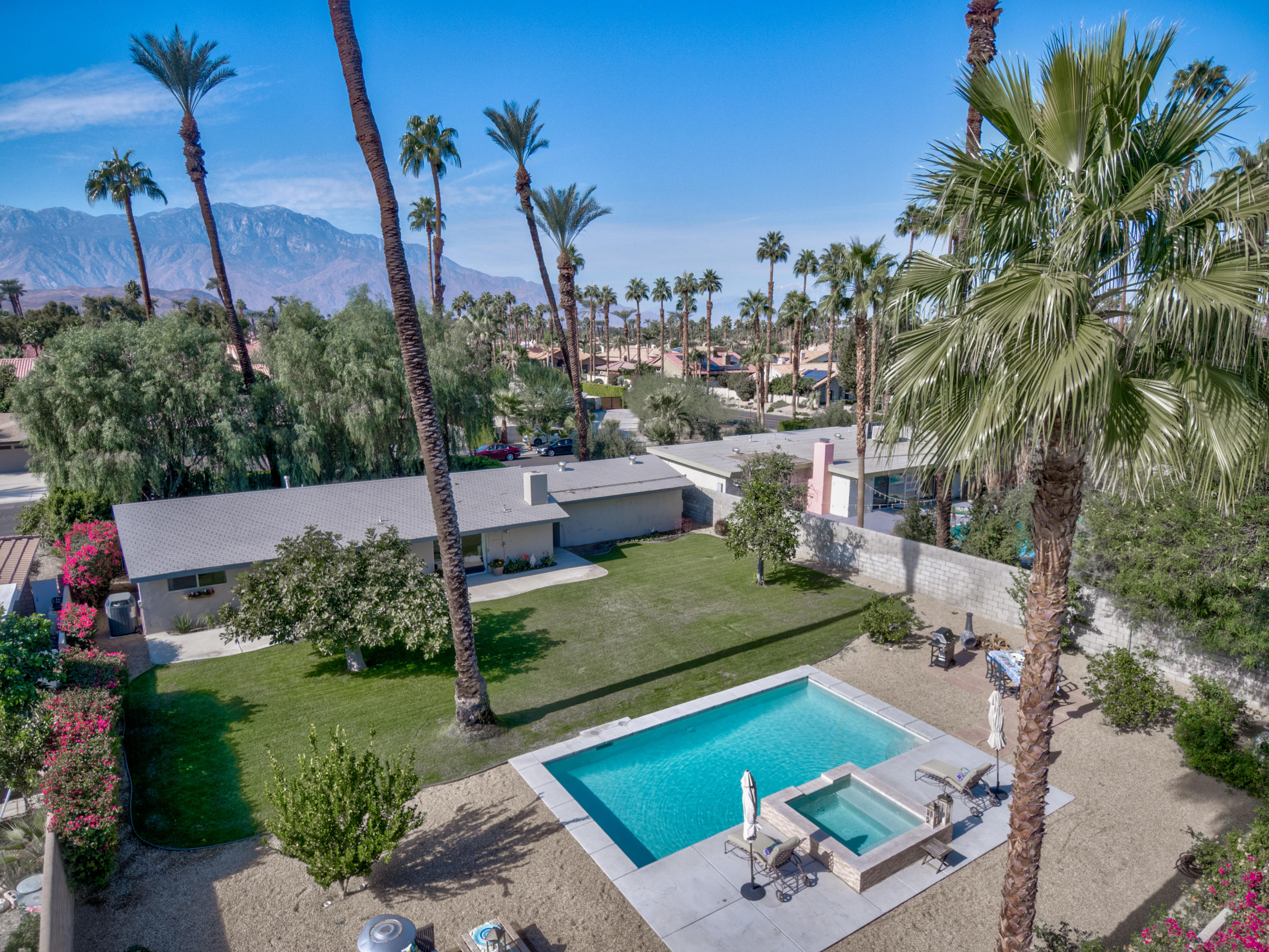 36810 Palmdale Road Rancho Mirage, CA 92270 - Photo 3 of 41 4