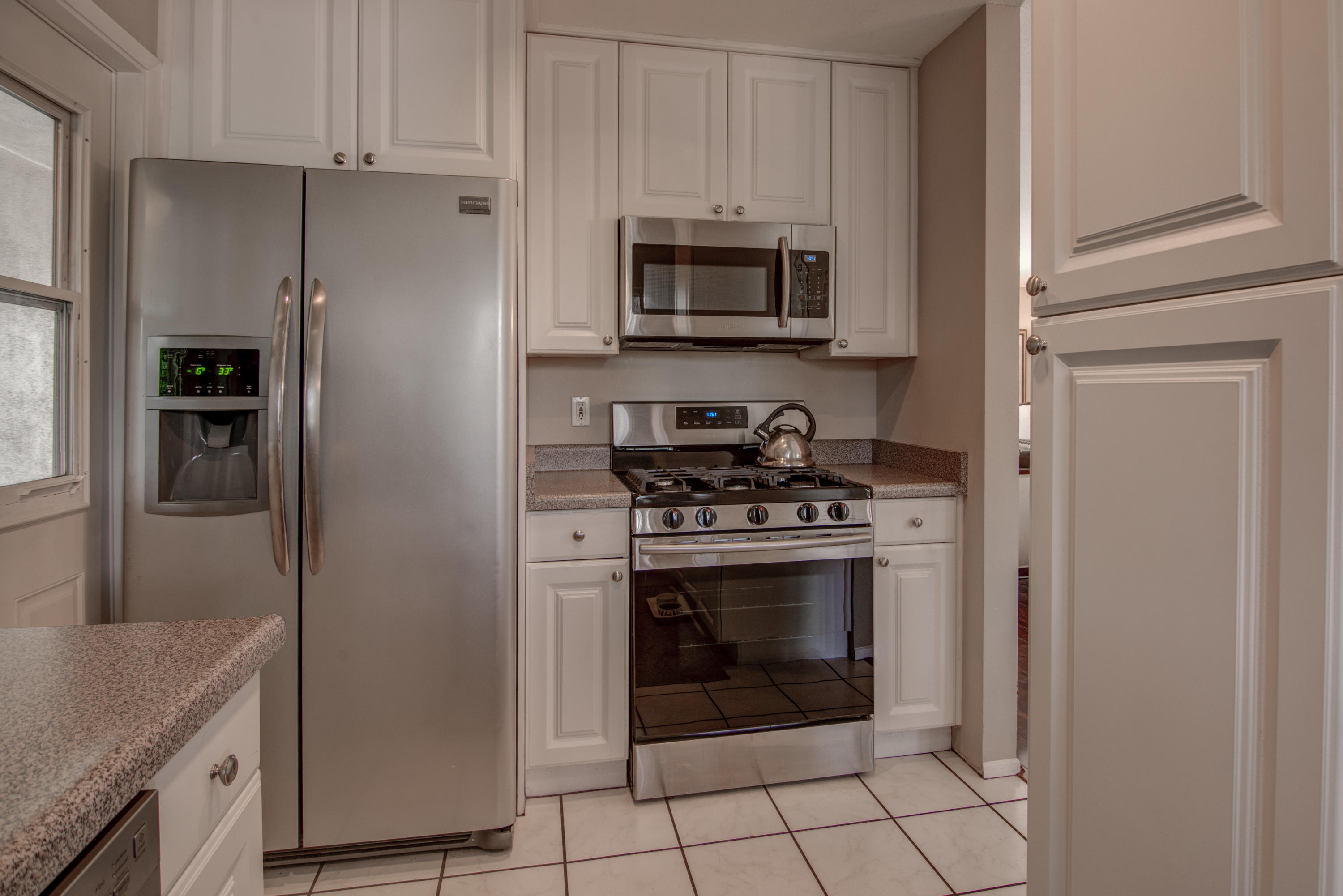 36810 Palmdale Road Rancho Mirage, CA 92270 - Photo 21 of 41 42
