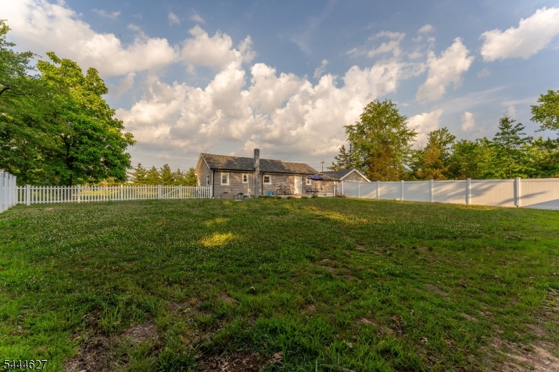 325 Roycefield Road Hillsborough, NJ 08844 - Photo 27 of 41