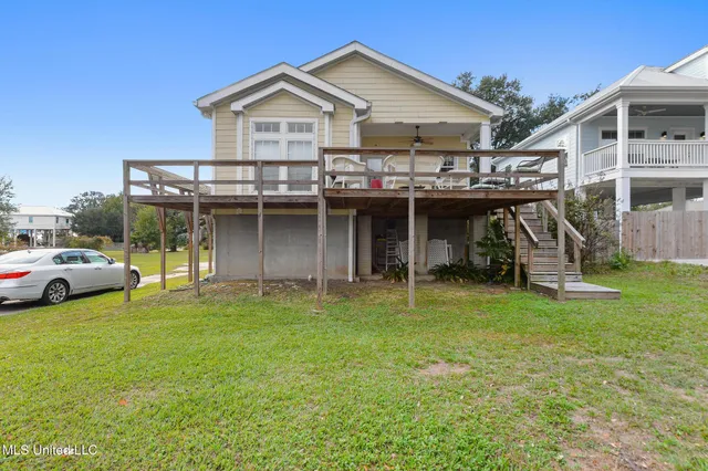 $293,900 | 406 South Nicholson Avenue, Long Beach, MS 39560