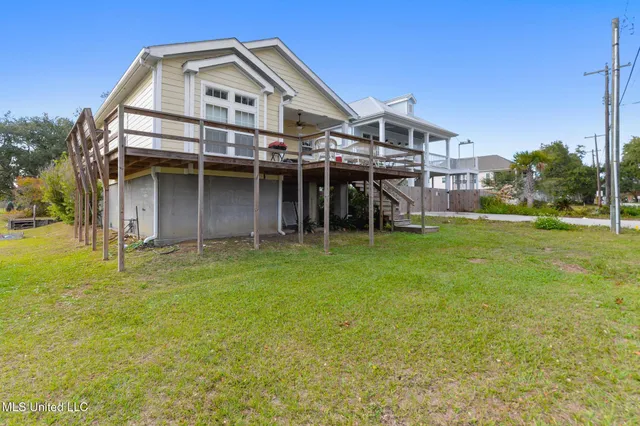 $293,900 | 406 South Nicholson Avenue, Long Beach, MS 39560