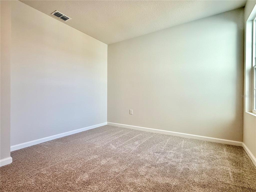 1188 Port Blue Way Lady Lake, FL 32159 - Photo 18 of 34